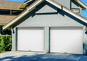 Секционные гаражные ворота Doorhan RSD01 BIW (2100х1800)